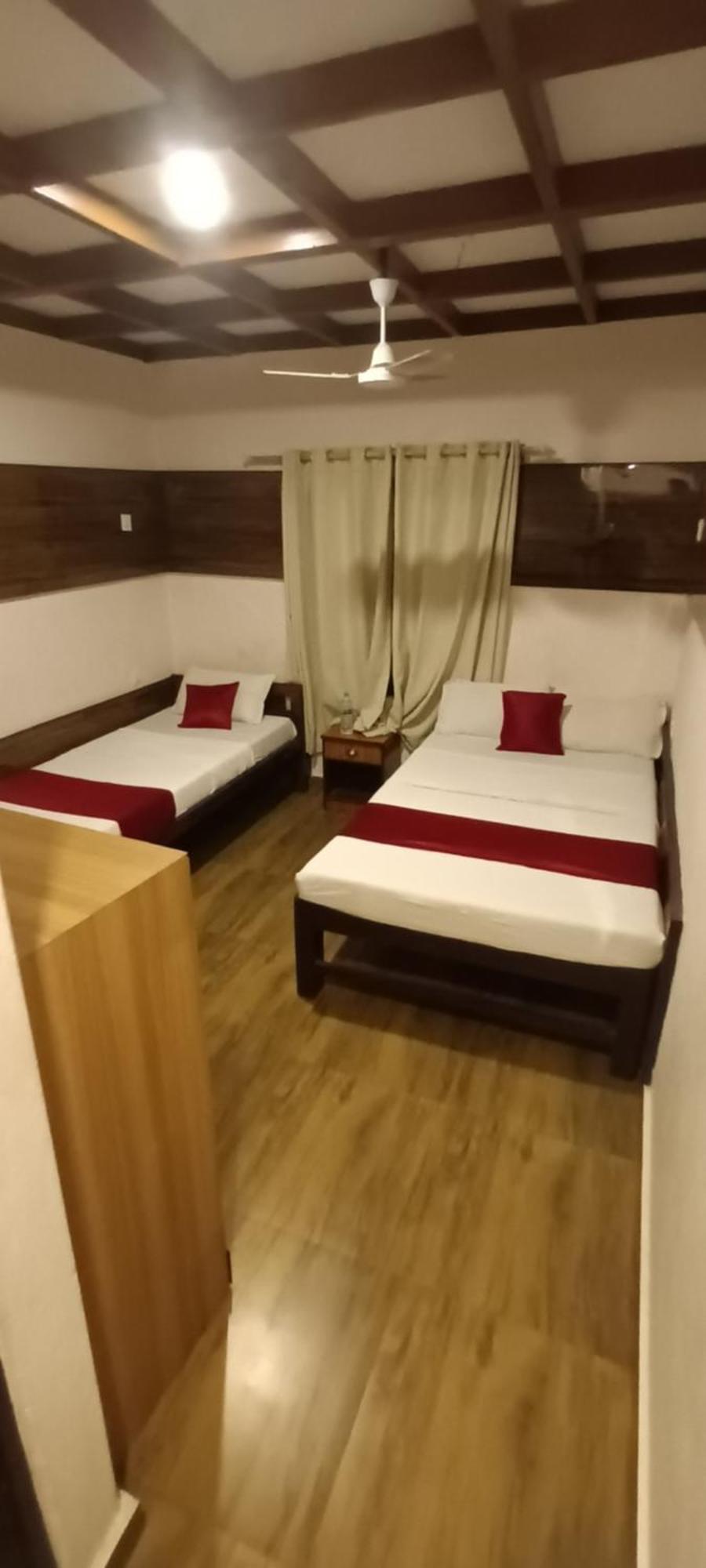 Hotel Dolly Ποκάρα Εξωτερικό φωτογραφία
